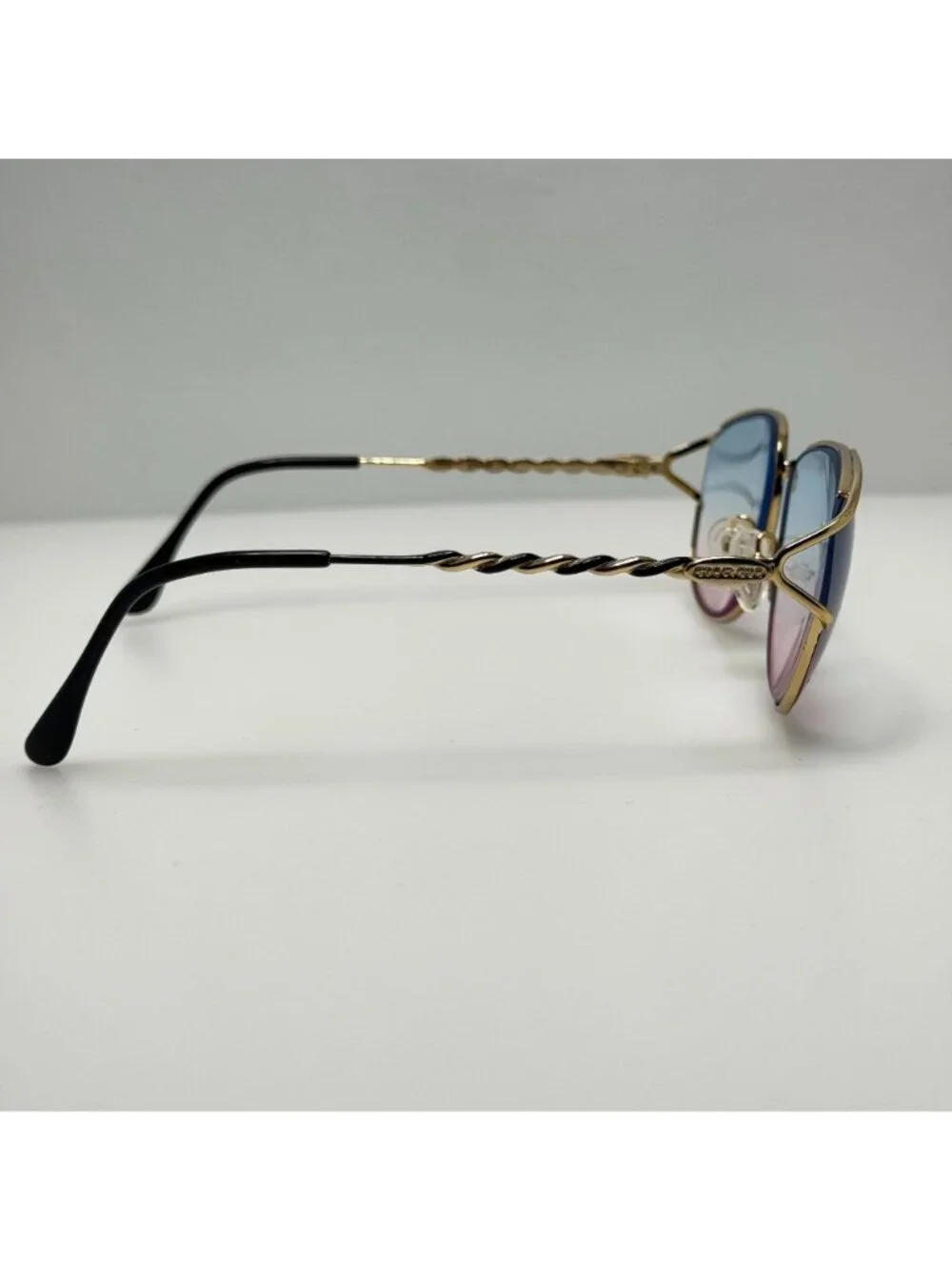 Gucci this item